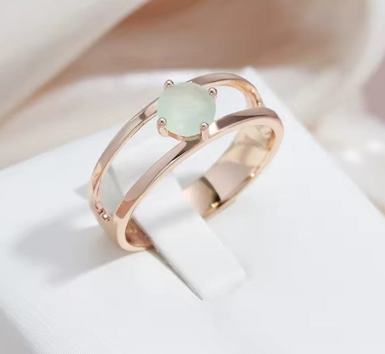 Vintage Emerald Rose Gold Ring
