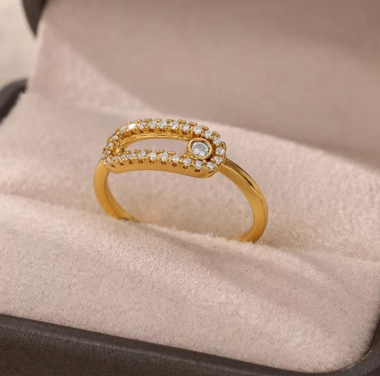 Vintage Crystal Zircon Gold Ring