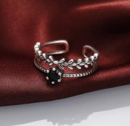 Vintage Black Stone Adjustable Ring