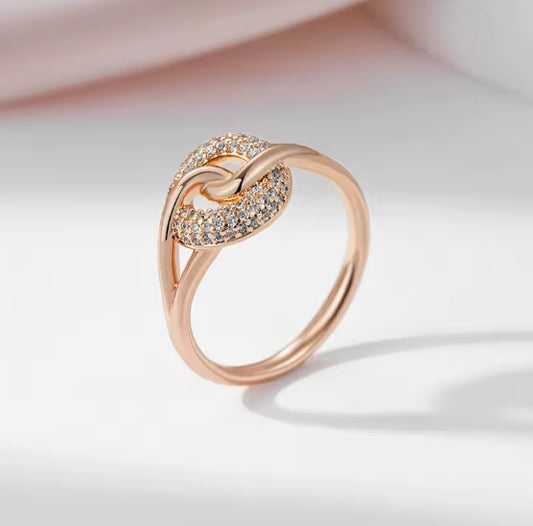 Vintage Round Buckle Natural Zircon Ring