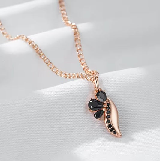 Vintage Black Natural Zircon Necklace