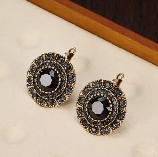 Vintage Gray Crystal  Black Stone Earring