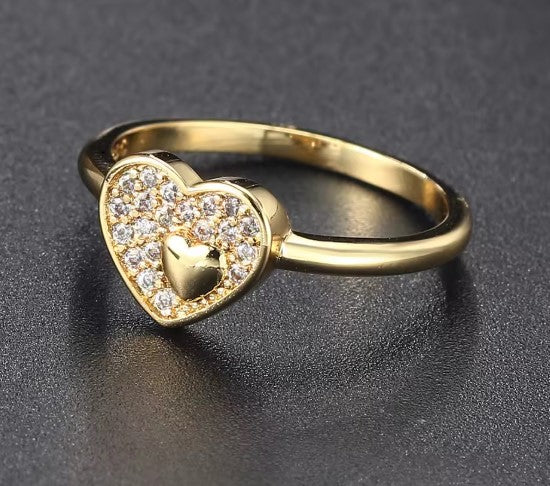 Heart Shape Inlaid Zircon Ring
