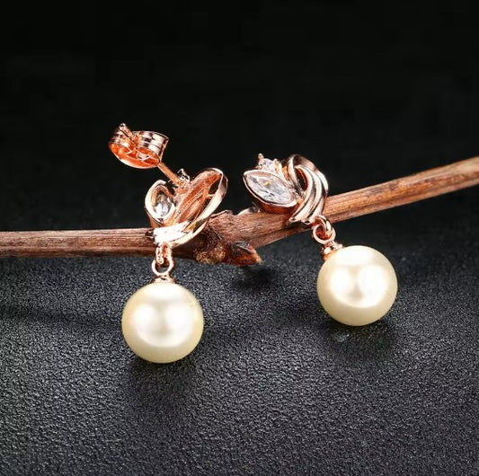Vintage Pearl Rose Gold Crystal Earrings