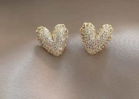 Elegant Zircon Heart Earrings