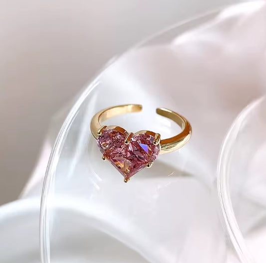 Luxury Pink Heart Zircon Gold Ring