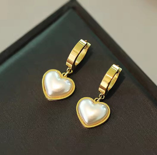 Classic Pearl Heart Gold Earrings