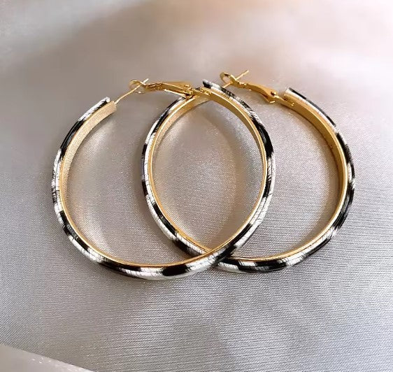 Classic Leopard Pattern Earrings