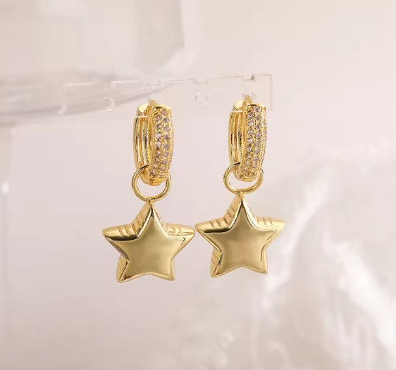 Cubic Zirconia Star Gold Earrings