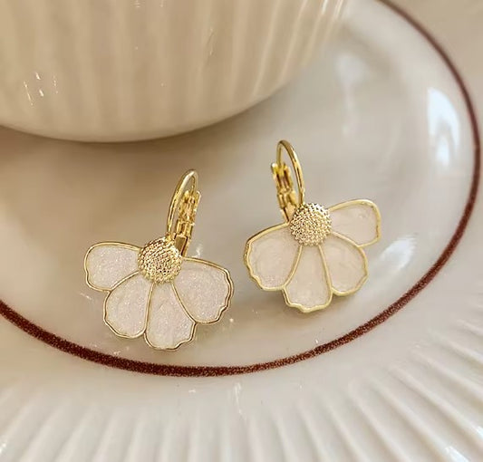 Elegant White Petal Earrings