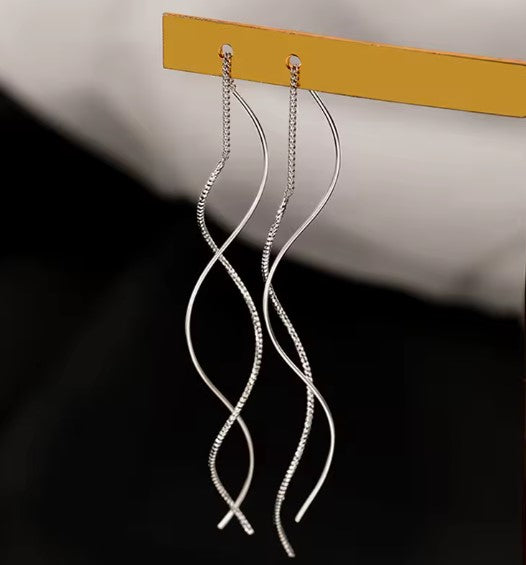 Vintage Long Wave Tassel Silver Earrings