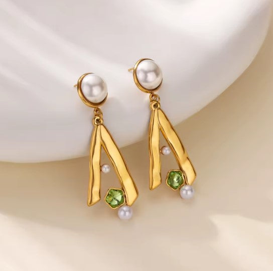 Vintage Pearl Green Crystal Earrings