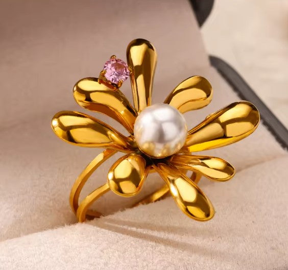 Vintage Flower Pearl Adjustable Ring