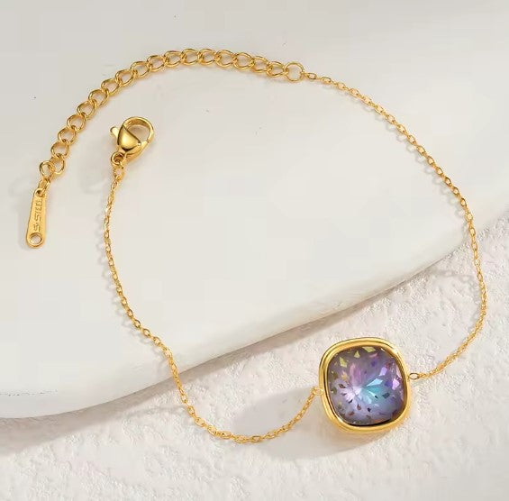 Elegant Purple Stone Gold Bracelet