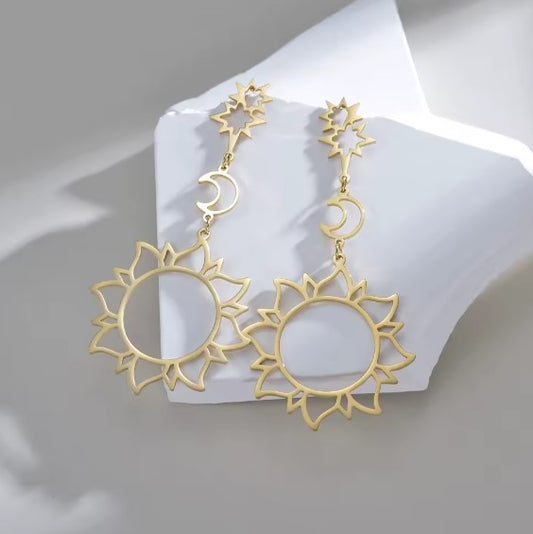 Vintage Sun and Moon Goth Earrings