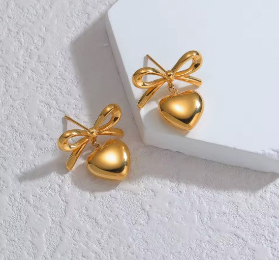 Classic Bow Heart Charming Gold Earrings