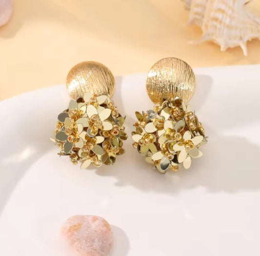 Elegant Flower Gold Beads Drop Earrings