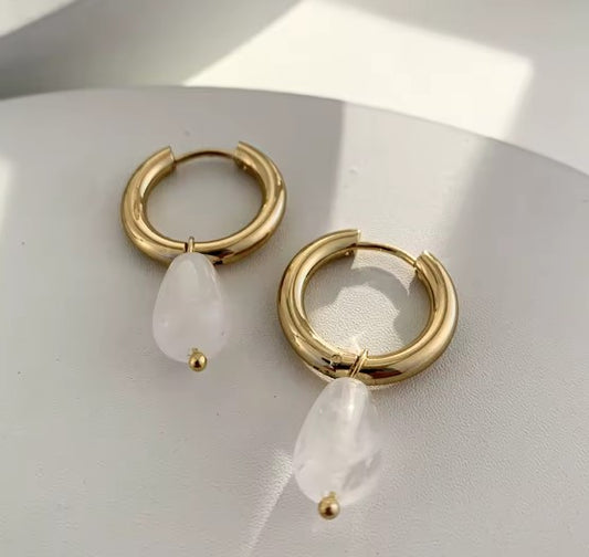 Vintage White Stone Teardrop Earrings