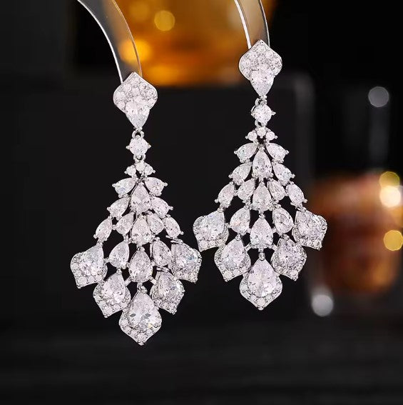 Shiny White Zirconia Inlaid Waterdrop Earrings