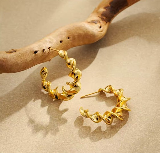 Vintage Opening Round Twisted Hoop Earrings