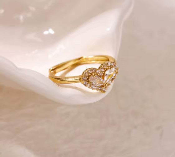 Exquisite Zircon Heart Adjustable Gold Ring