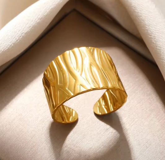 Vintage Hippie Wide Gold Adjustable Ring