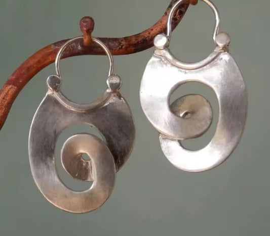 Vintage  Gypsy Curl Silver Hoop Earrings