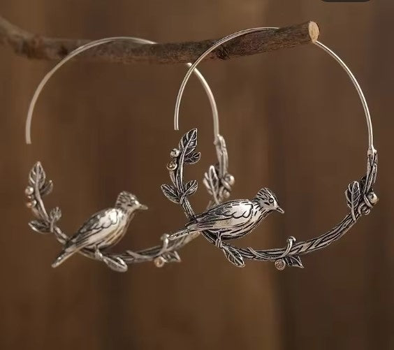 Vintage Bird Leaf Round Drop Earrings