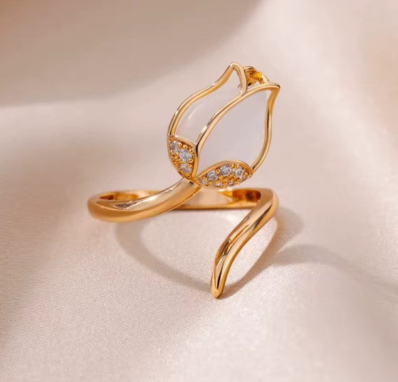 Classic Zircon Flower Adjustable Ring