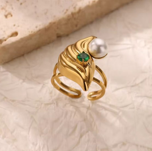 Classic Green Zircon With Pearl Adjustable Ring