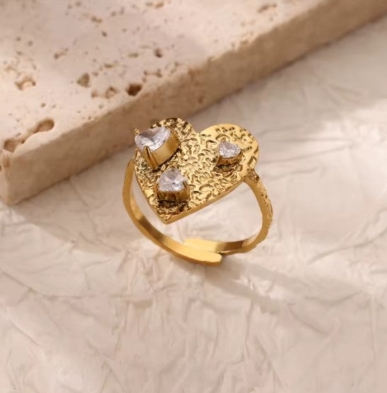 Vintage Zircon Love Heart Ring