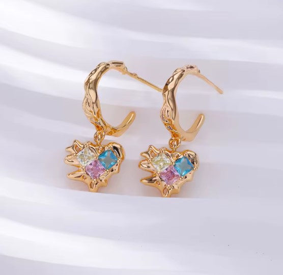 Vintage Zircon Heart Dangle Earrings