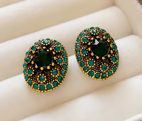 Vintage Green Oval Zircon Earrings