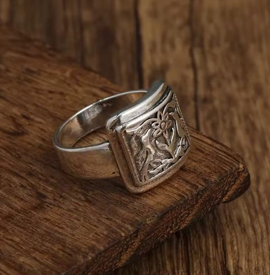 Vintage Flower Bird Carved Silver Ring