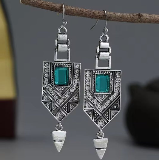 Vintage Carving Pattern Green Stone Earrings
