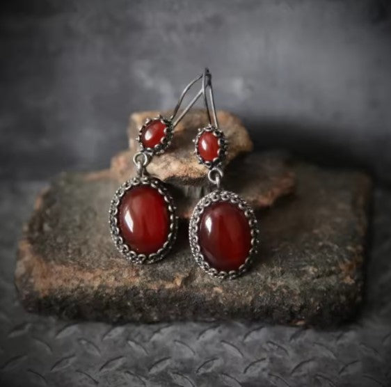 Vintage Oval Inlaid Red Zircon Women Earrings
