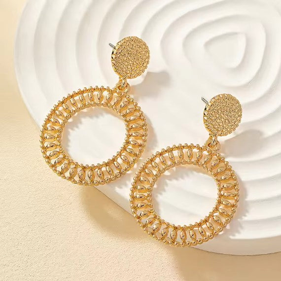 Classic Circular Temperament Gold Earrings