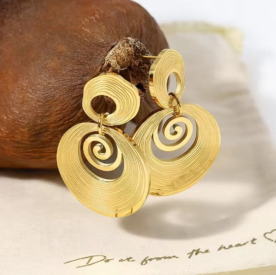 Vintage Spiral Swirl Gold Earrings