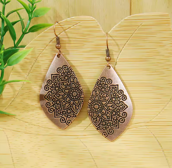 Vintage Boho Flower Carved Dangle Earrings