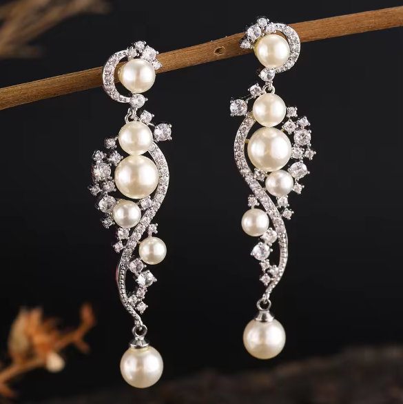 Luxury Cubic Zirconia Pearl Hanging Earrings